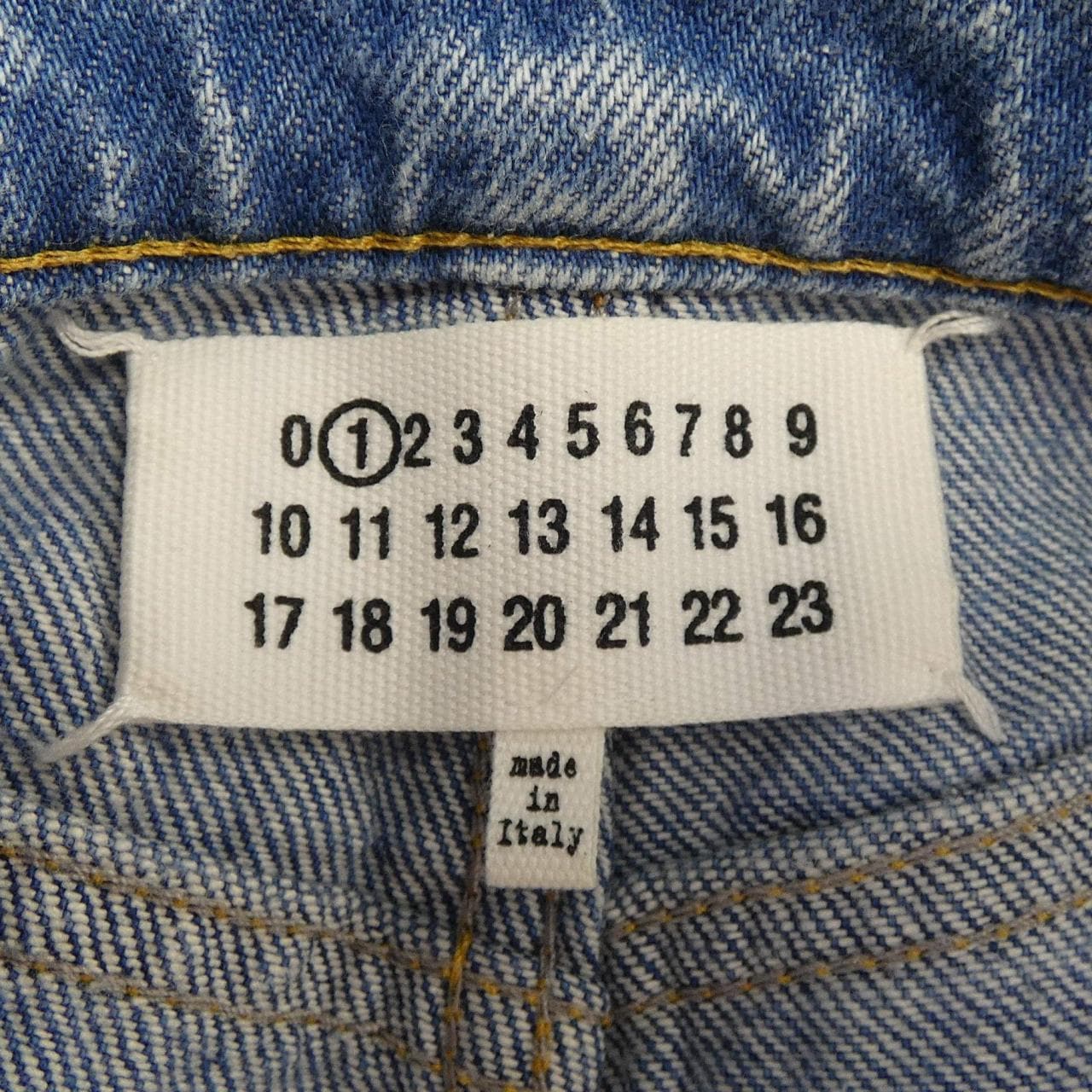 メゾンマルジェラ Maison Margiela ジーンズ
