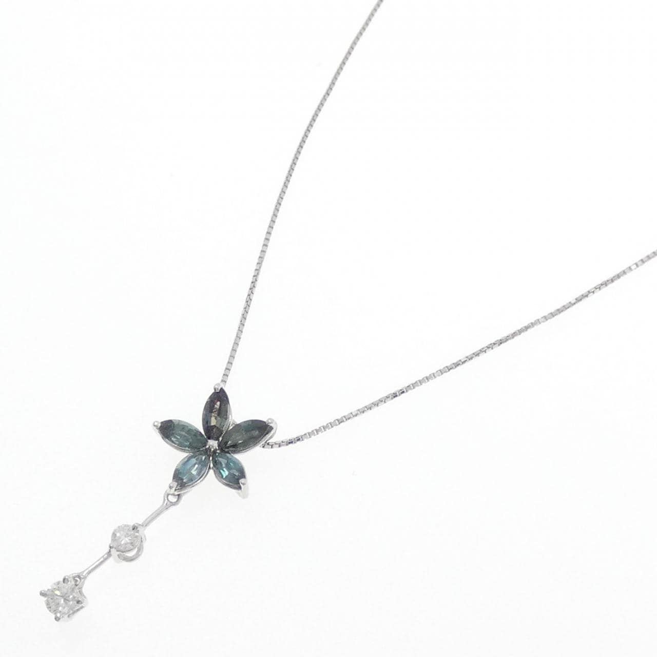 PT900/K18WG フラワー アレキサンドライト ネックレス 1.16CT