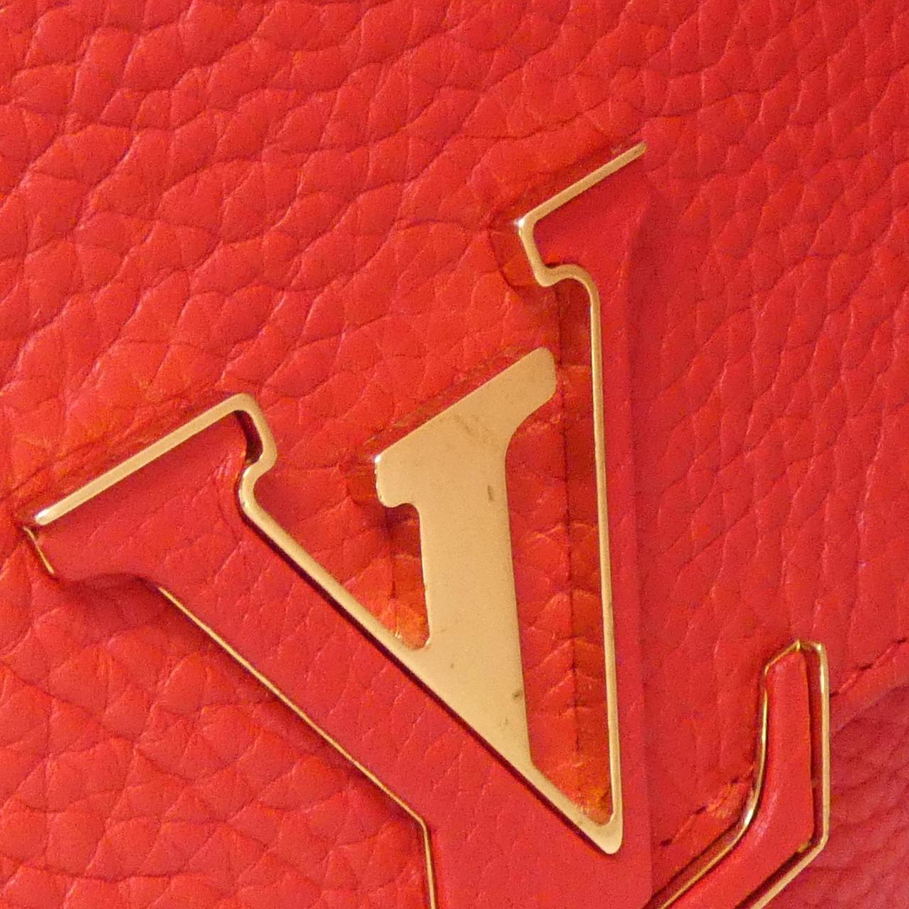 LOUIS VUITTON Taurillon Volta M50287 包