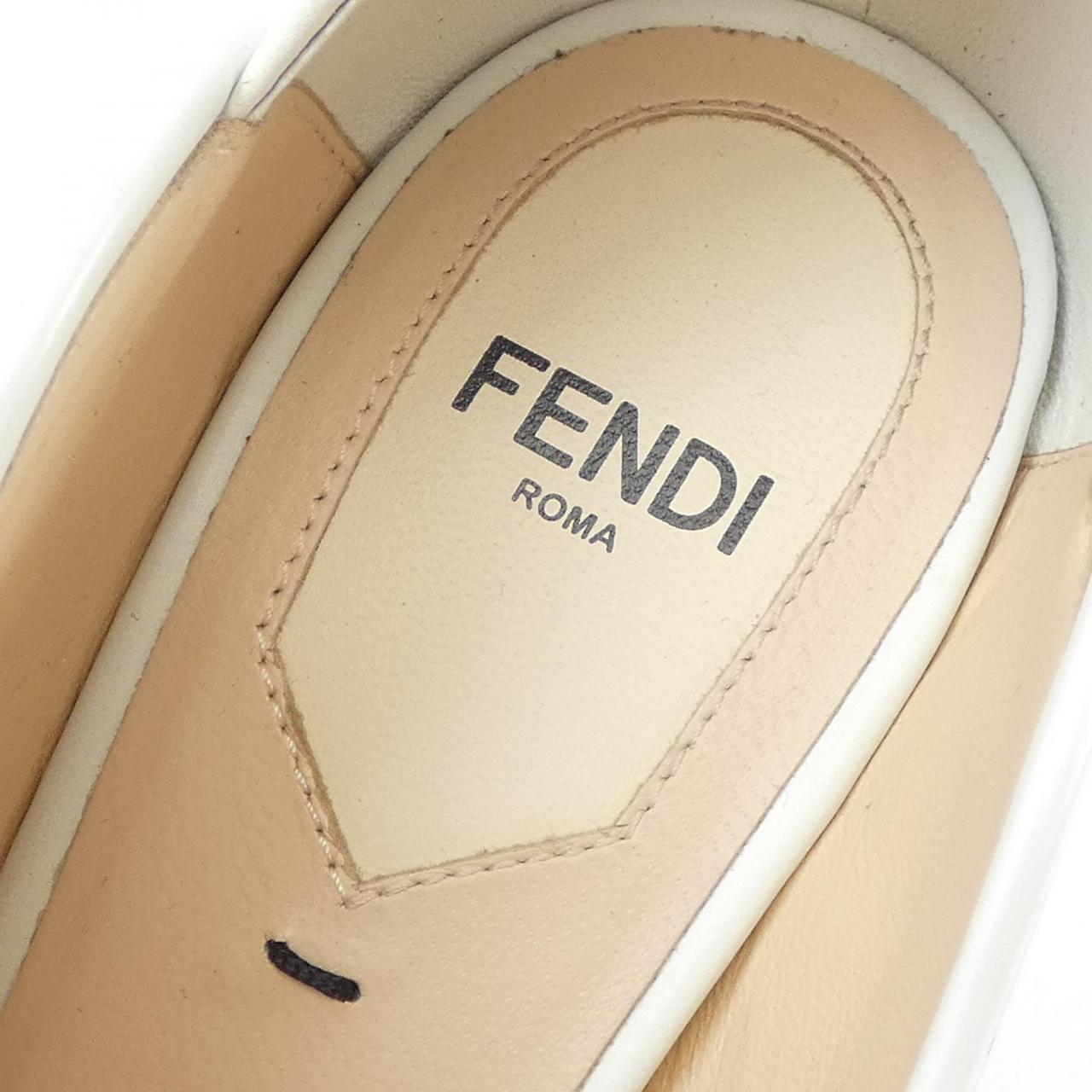 フェンディ FENDI パンプス