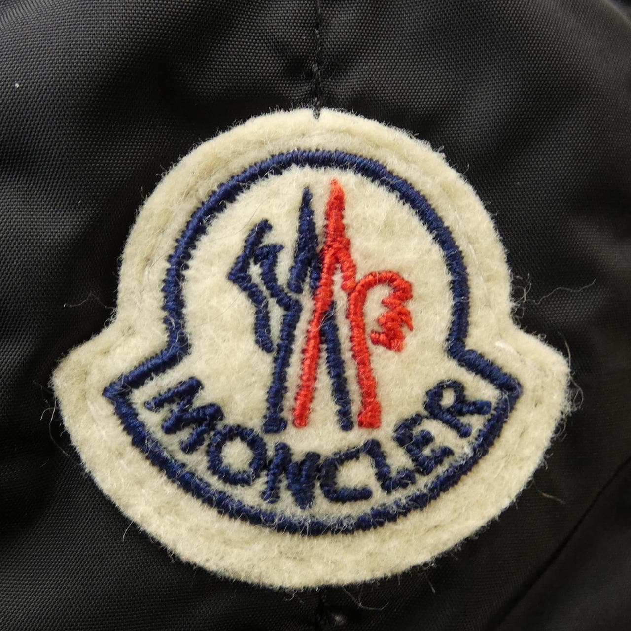 MONCLER AJA羽绒大衣