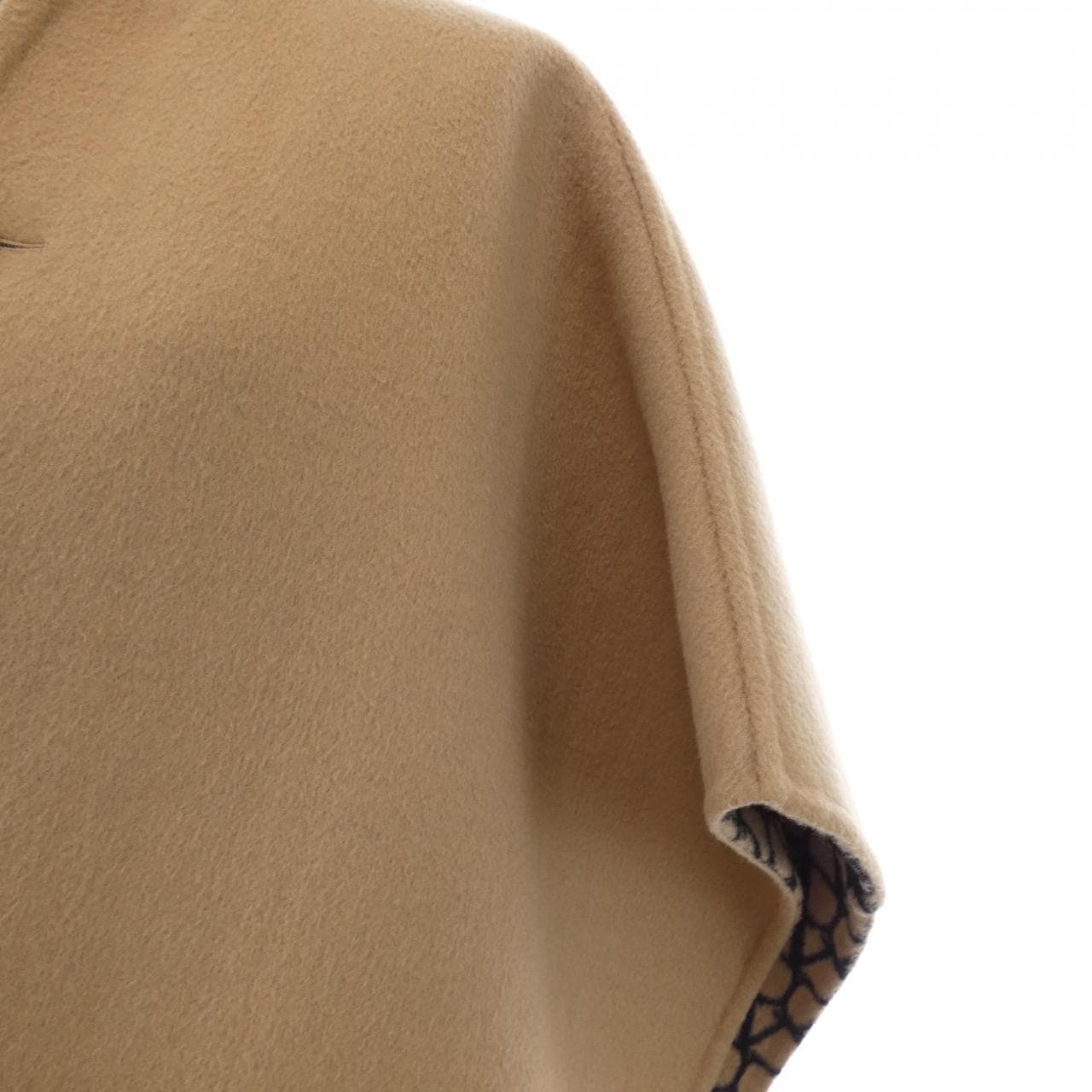 ヴァレンティノ VALENTINO 3BCG3R07YB ポンチョ