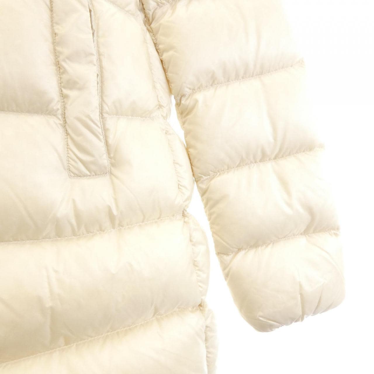 モンクレール MONCLER SUYENNE ダウンジャケット