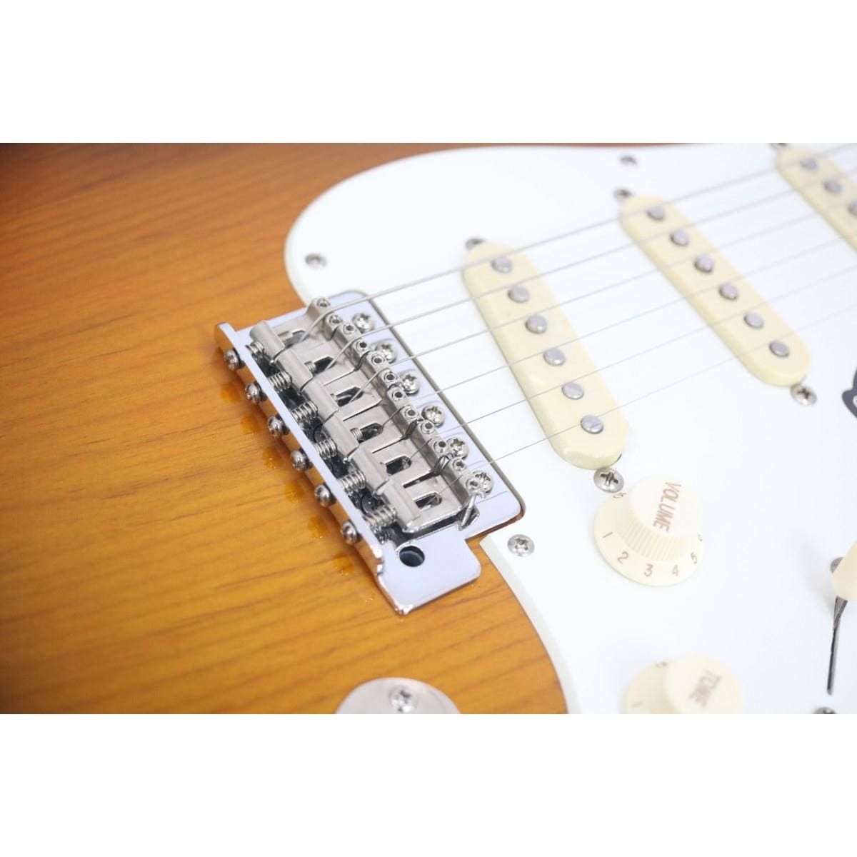 ＳＱＵＩＥＲ　　ＣＬＡＳＳＩＣ　ＶＩＢＥ　５０Ｓ　ＳＴＲＡＴＯ