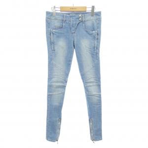 バルマン BALMAIN ジーンズ