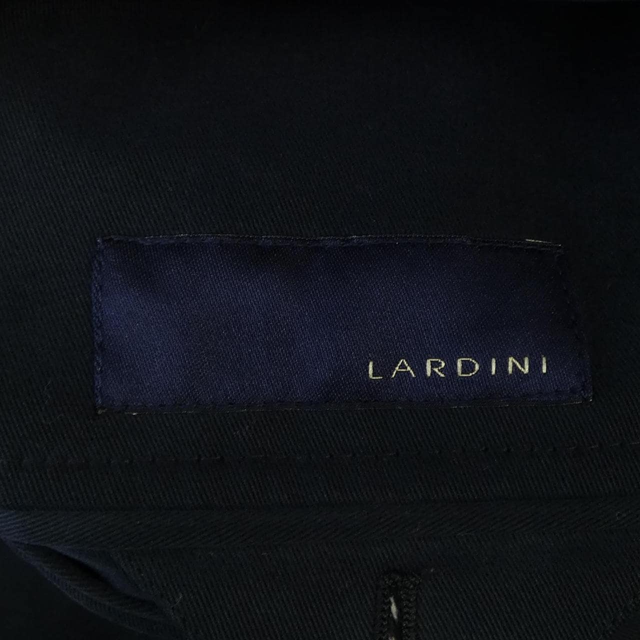 ラルディーニ LARDINI スーツ