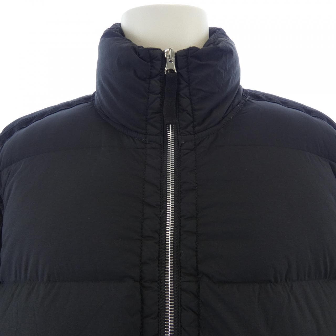 ストーンアイランド STONE ISLAND 811543028 ダウンジャケット