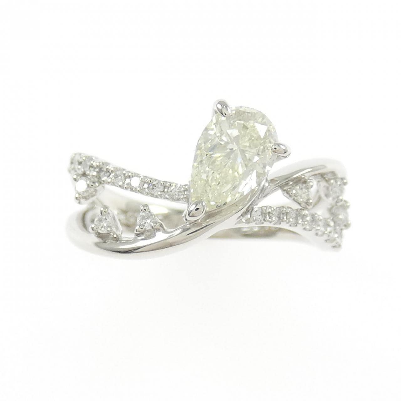 PT900 Diamond Ring 0.816CT