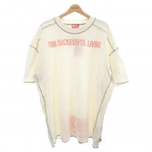 ディーゼル DIESEL Tシャツ
