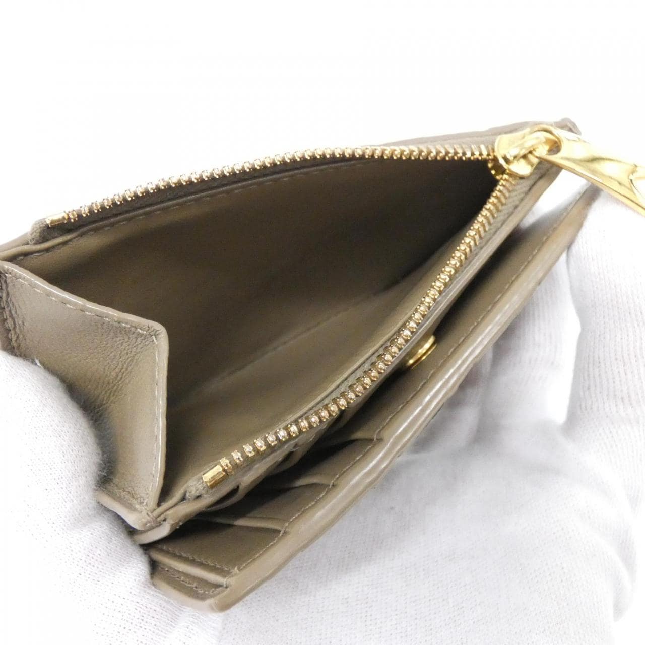 ボッテガヴェネタ 707601 VCPP3 財布