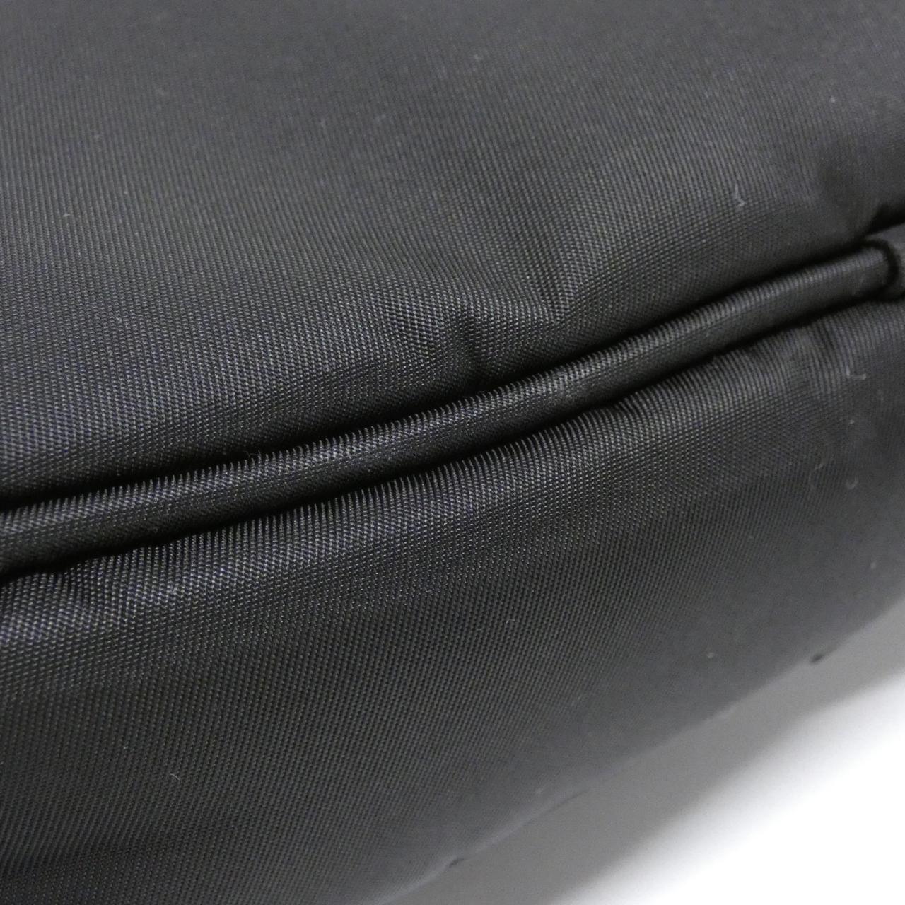 グッチ 802096 FADUM ボディバッグ