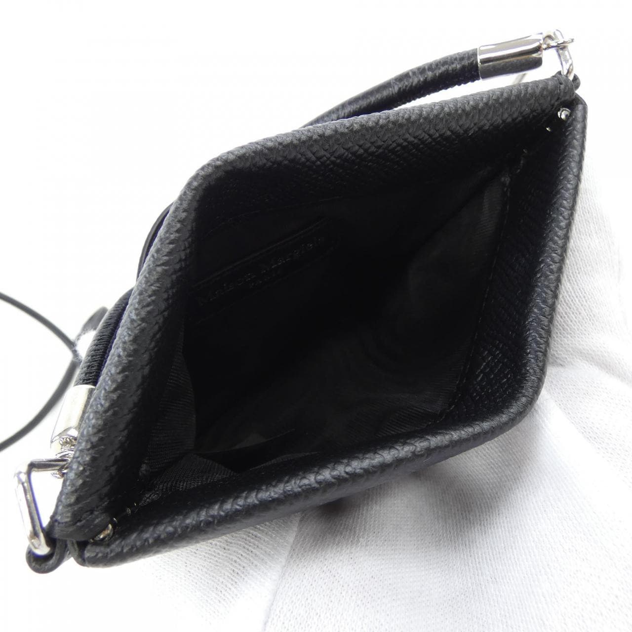 メゾンマルジェラ Maison Margiela スマートフォンポーチ SA1VZ0002 BAG