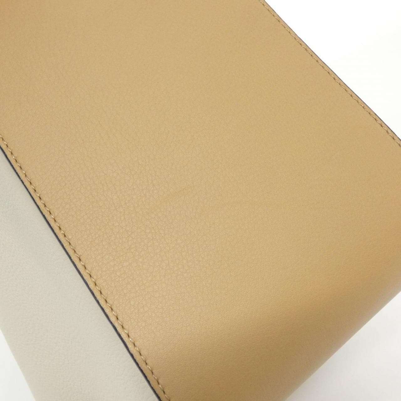 Loewe Hammock 326 30KS35 单肩包