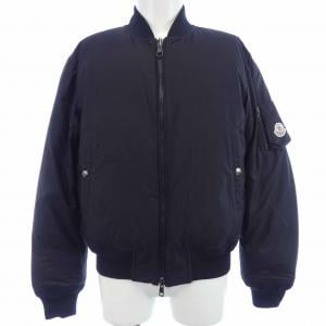 モンクレール MONCLER ダウンジャケット