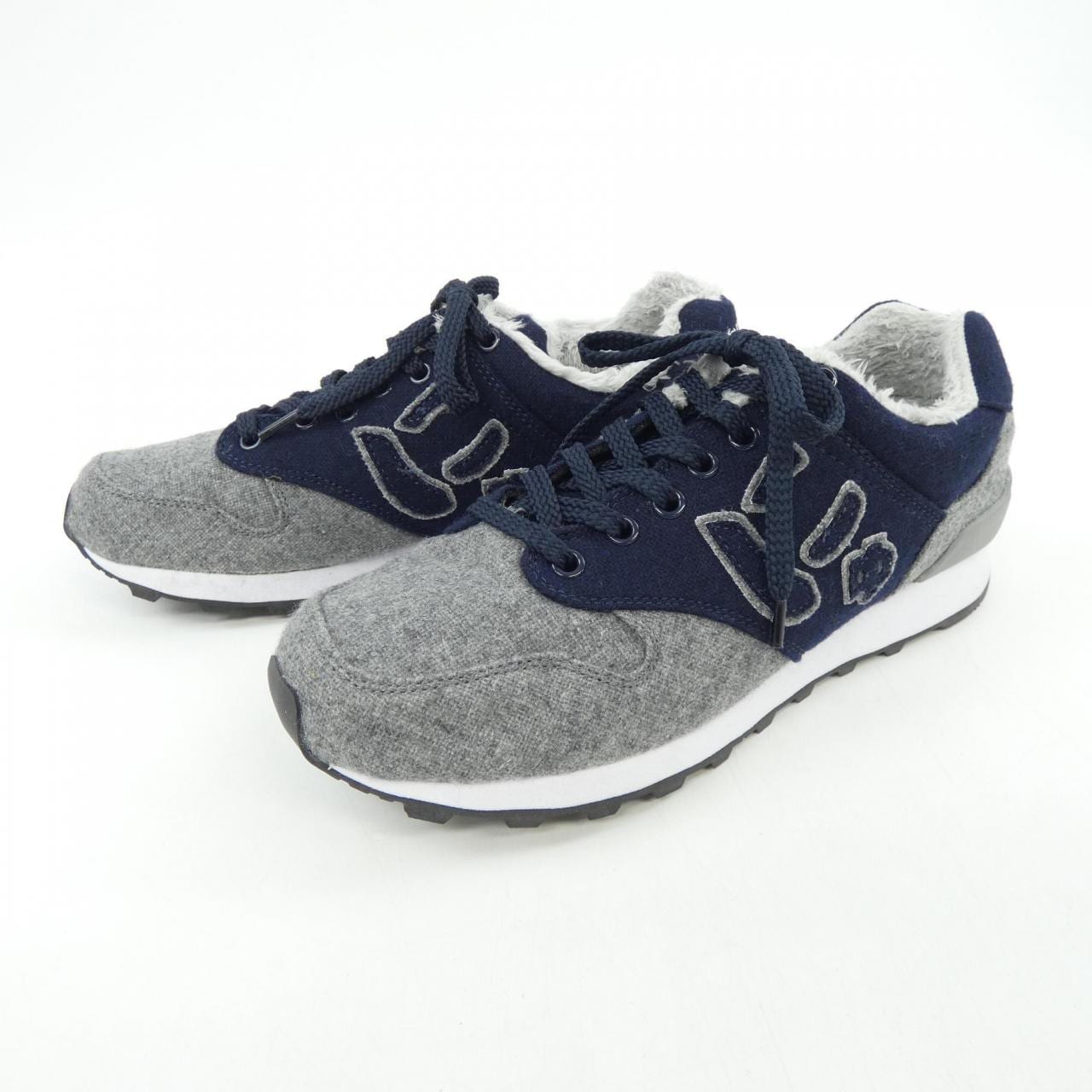 sangacio スニーカー