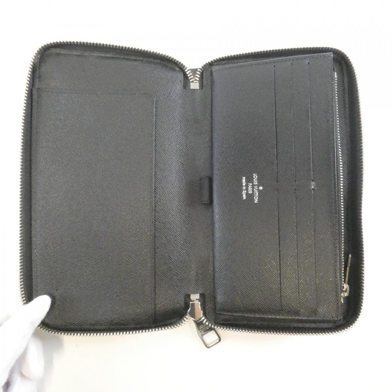 ルイヴィトン ダミエ グラフィット ジッピー オーガナイザー N63077 財布