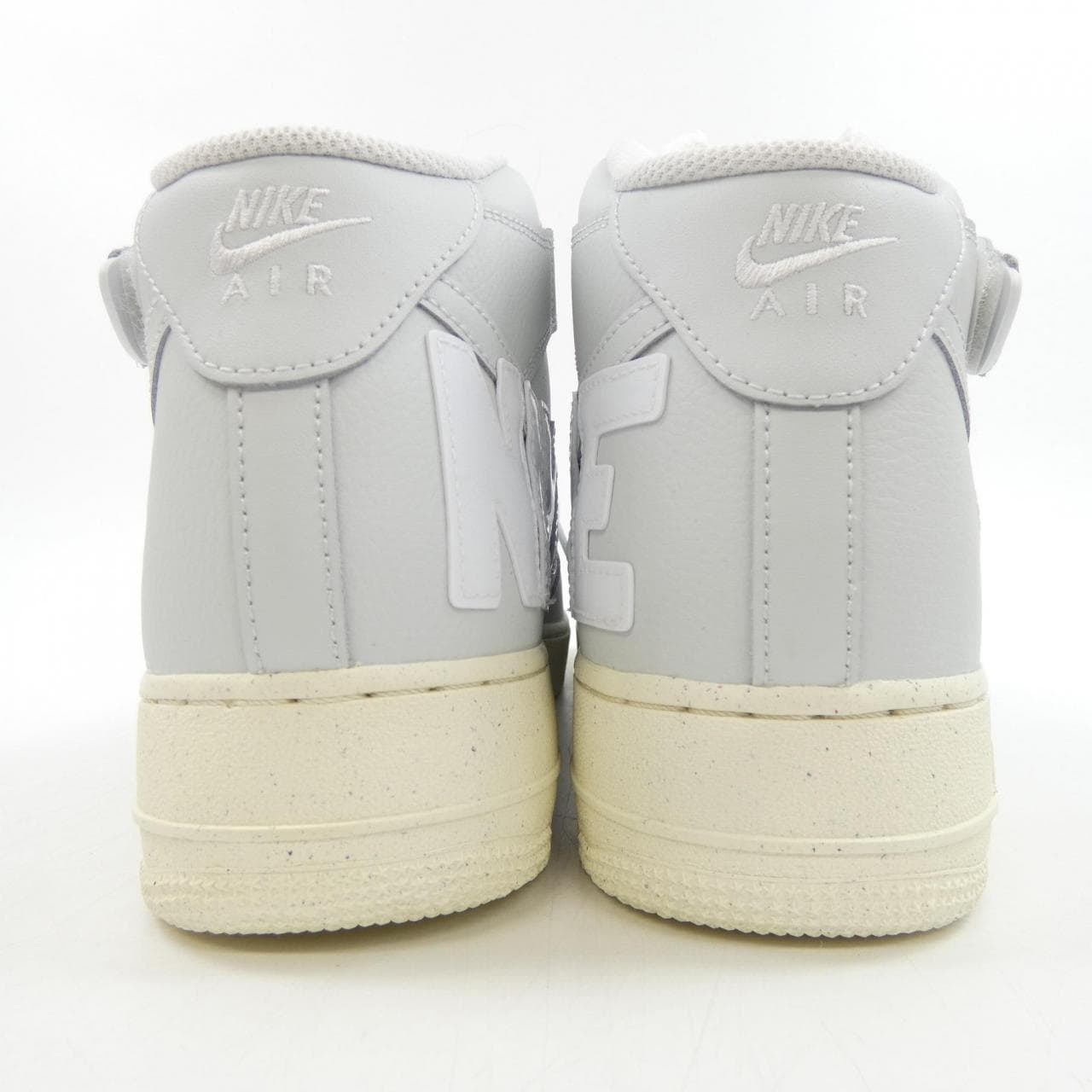 ナイキ NIKE スニーカー