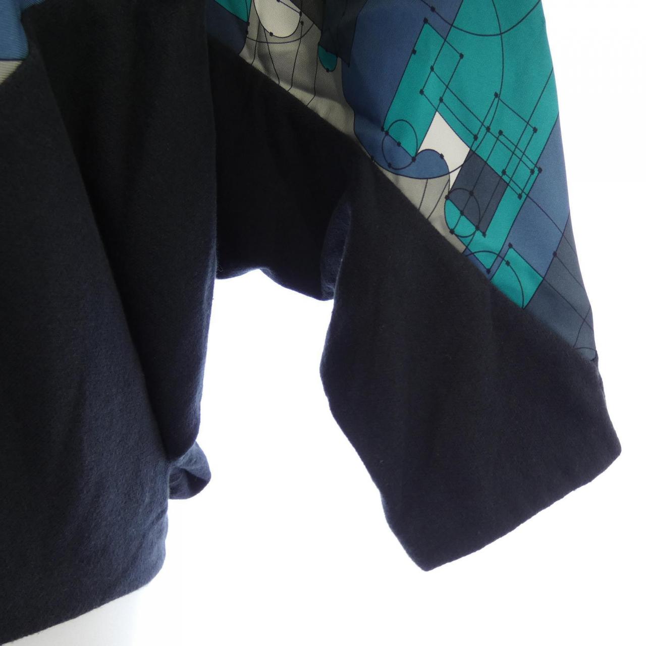 エルメス HERMES トップス