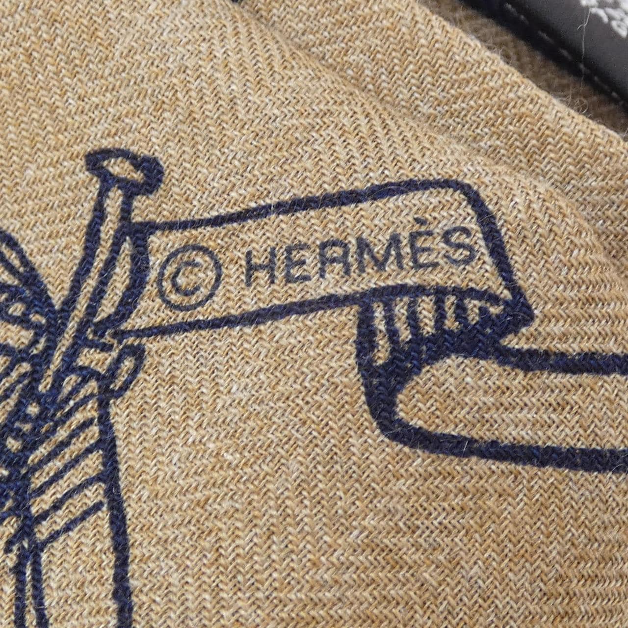 エルメス HERMES TATOUAGES MARINS BANDANA H243374S カレジェアン140 ショール