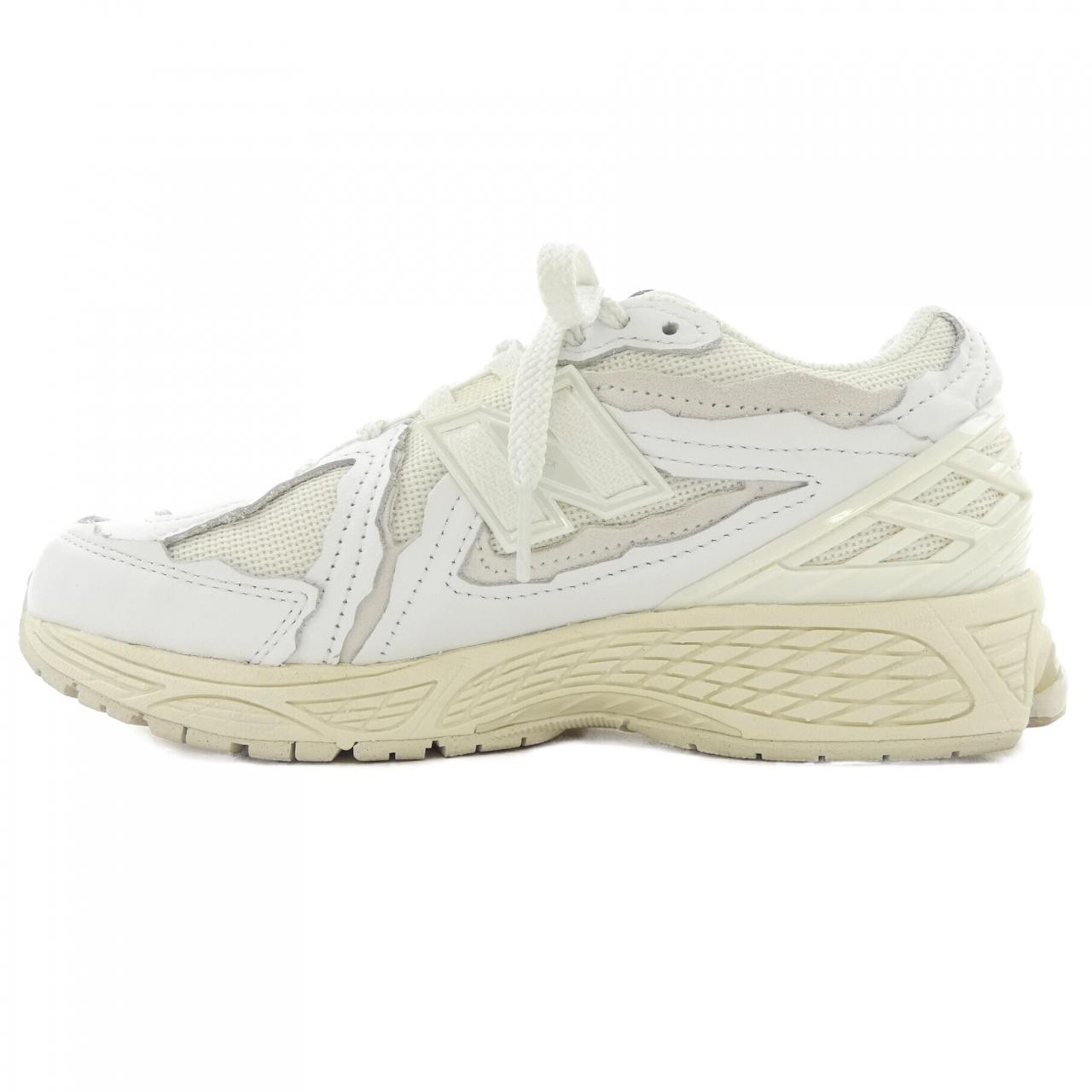 ニューバランス NEW BALANCE M1906DE スニーカー