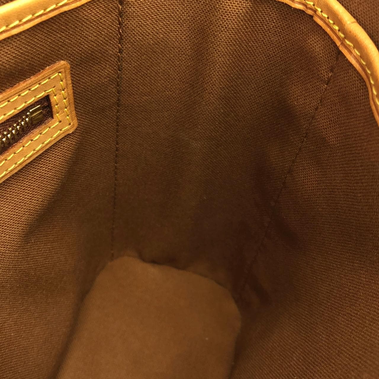 ルイヴィトン モノグラム ヴァヴァン PM M51172 バッグ