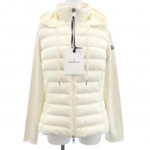 【新品】モンクレール MONCLER ダウンジャケット