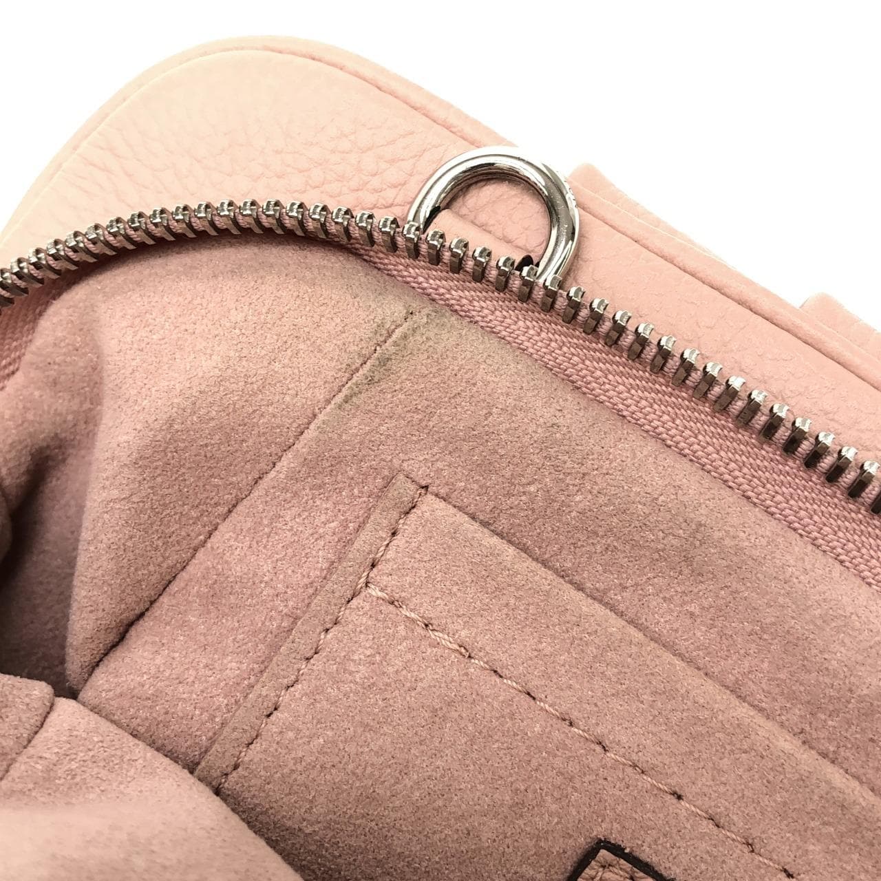 ルイヴィトン マヒナ スカラ ミニ M80092 ショルダーバッグ