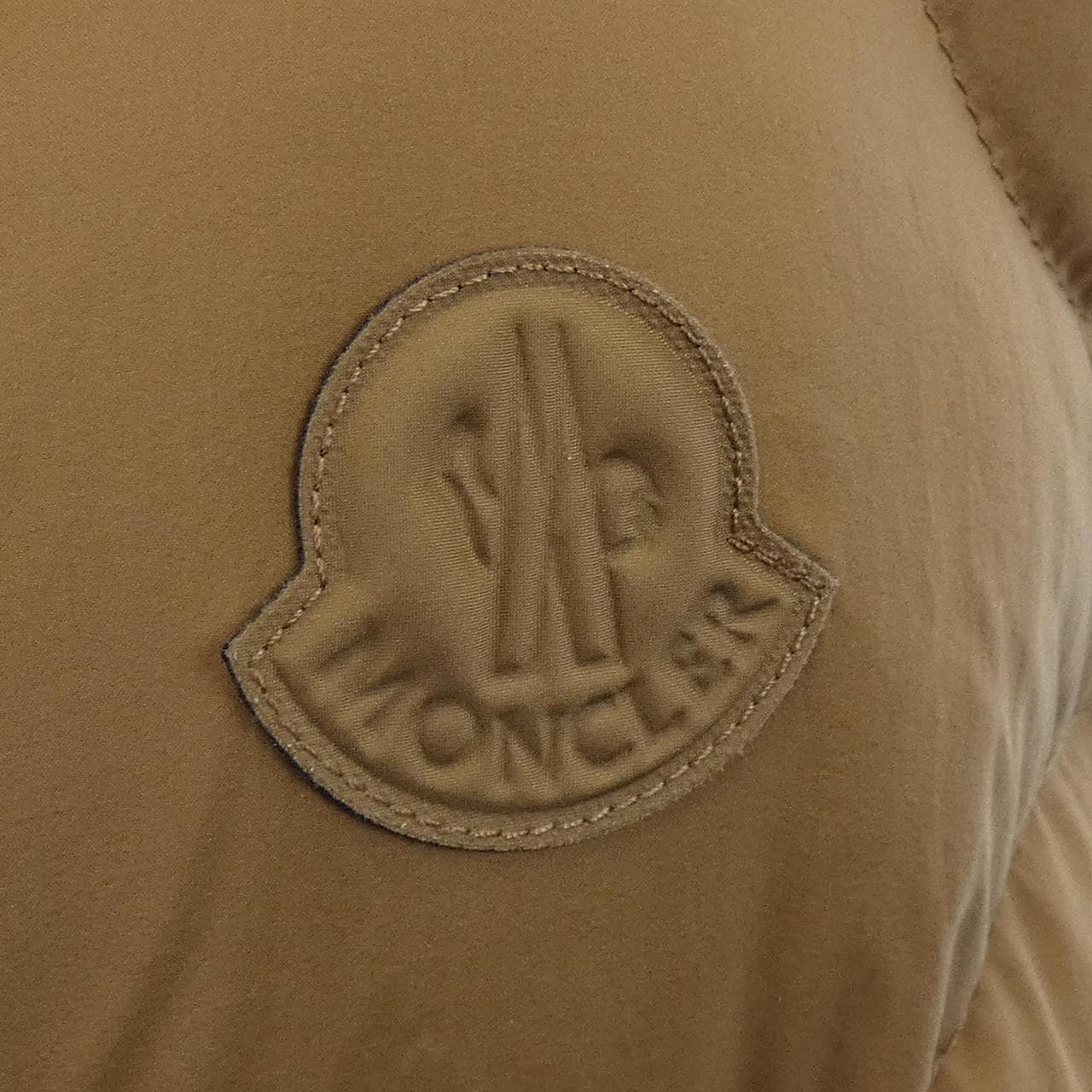モンクレール MONCLER LIVECHE ダウンベスト