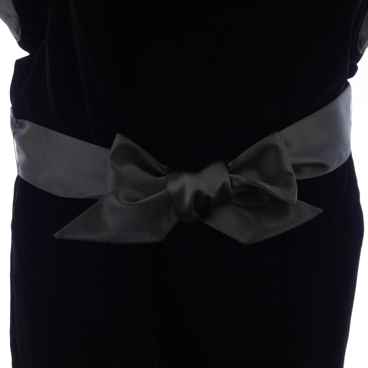 エンポリオアルマーニ EMPORIO ARMANI ワンピース