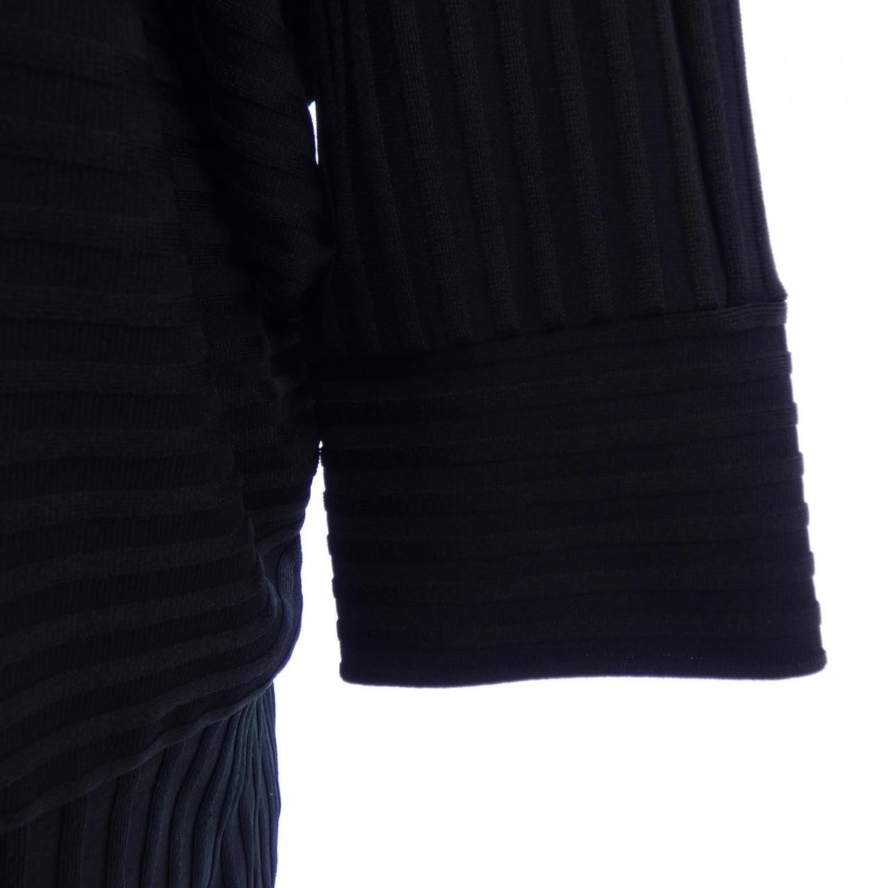 イッセイミヤケ ISSEY MIYAKE IM62JK506 トップス