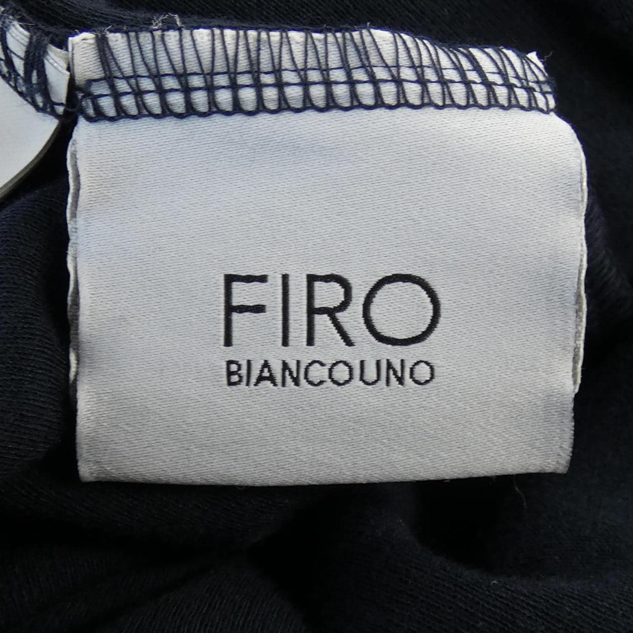 FIRO BIANCOUNO トップス