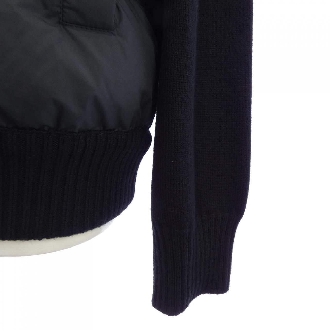 モンクレール MONCLER 20919B00040 ダウンジャケット