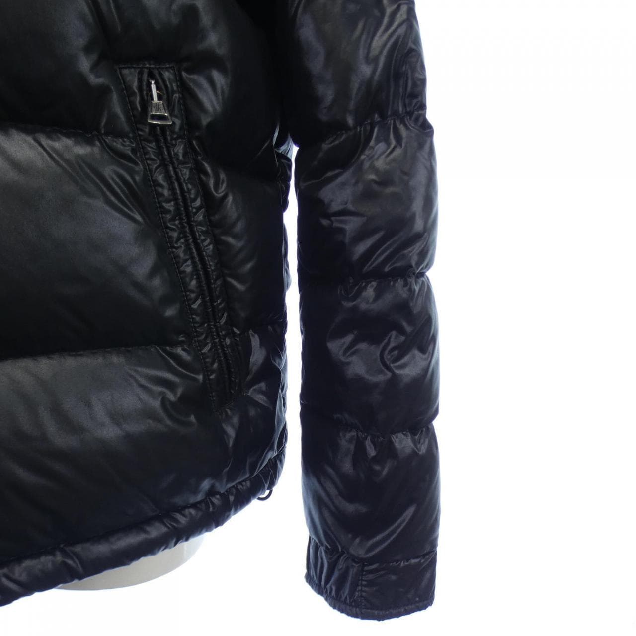 モンクレール MONCLER ダウンジャケット