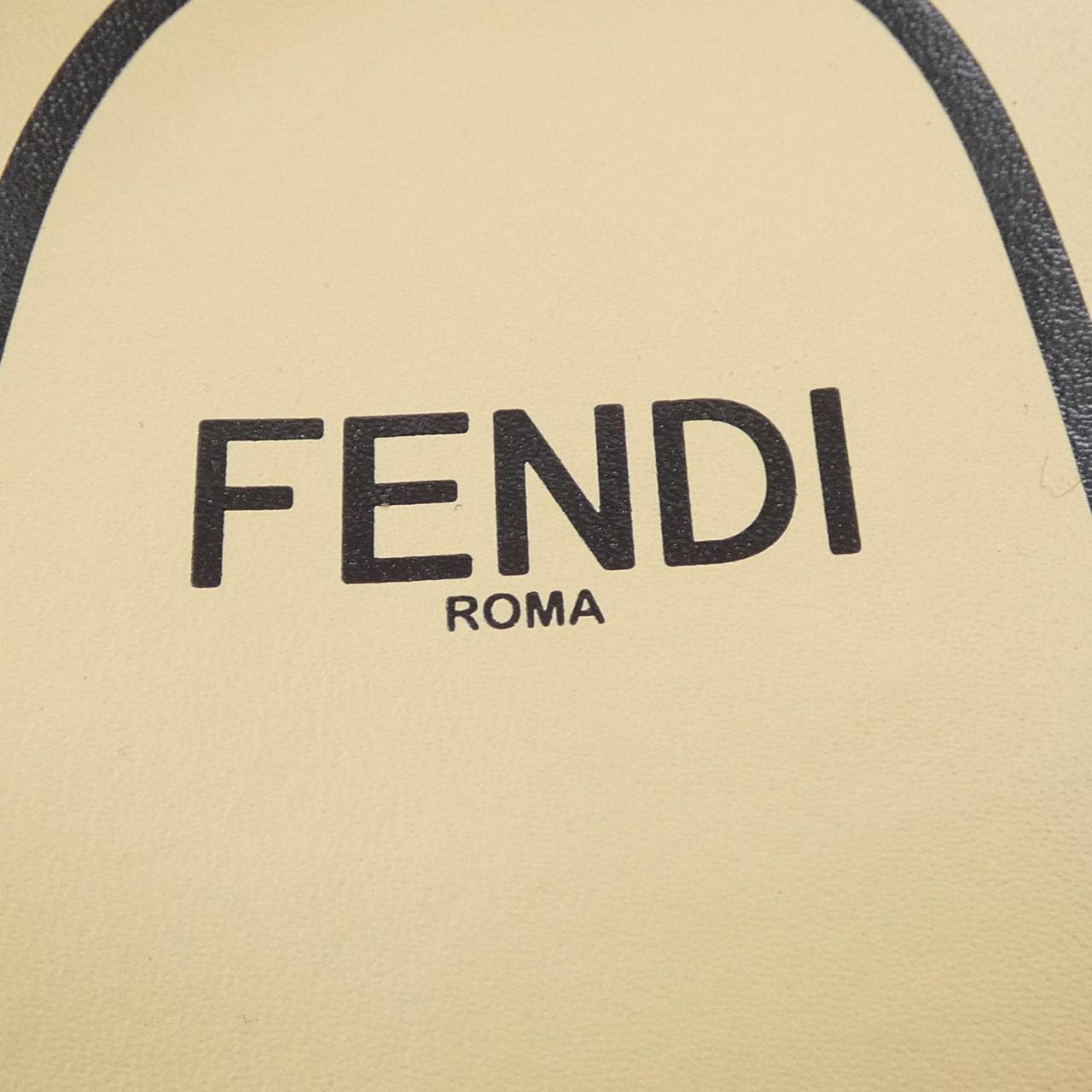フェンディ FENDI サンダル