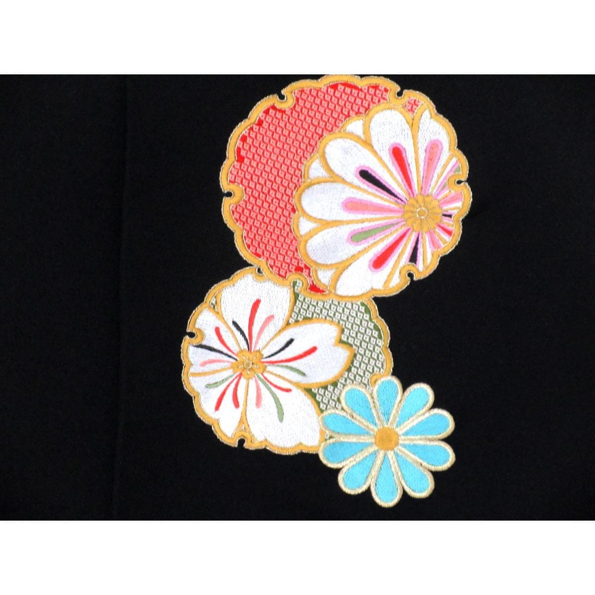 女袴　ＪＡＰＡＮ　ＳＴＹＬＥ　刺繍入り　紐下９５ｃｍ　Ｌサイズ