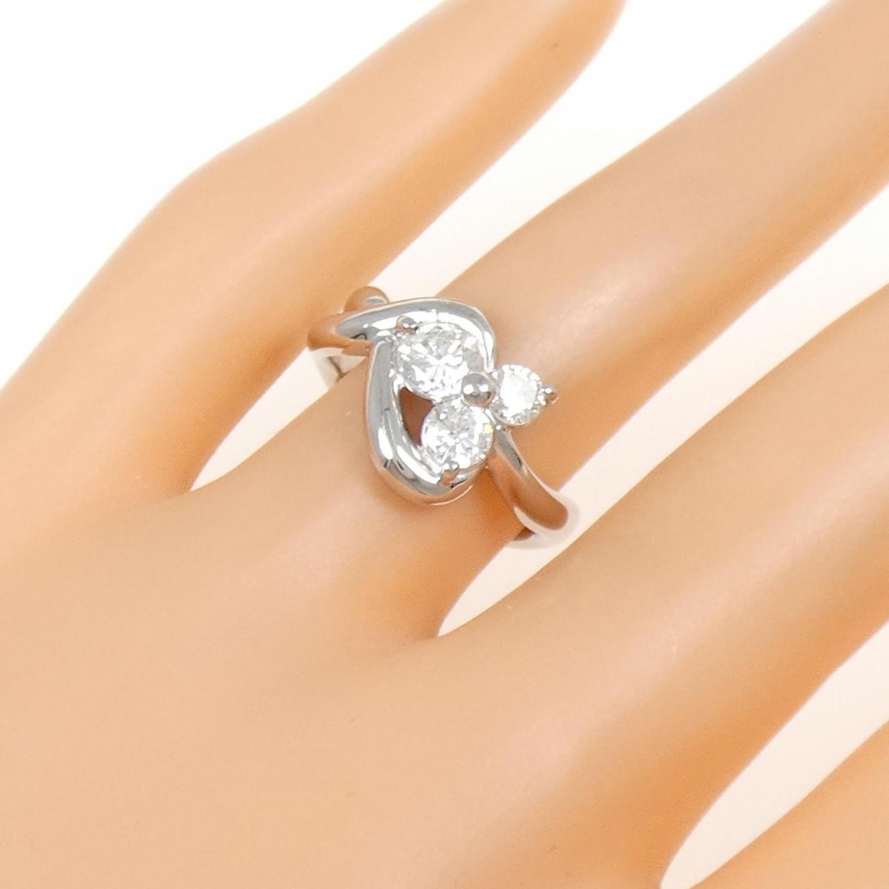 PT900 ダイヤモンド リング 0.804CT