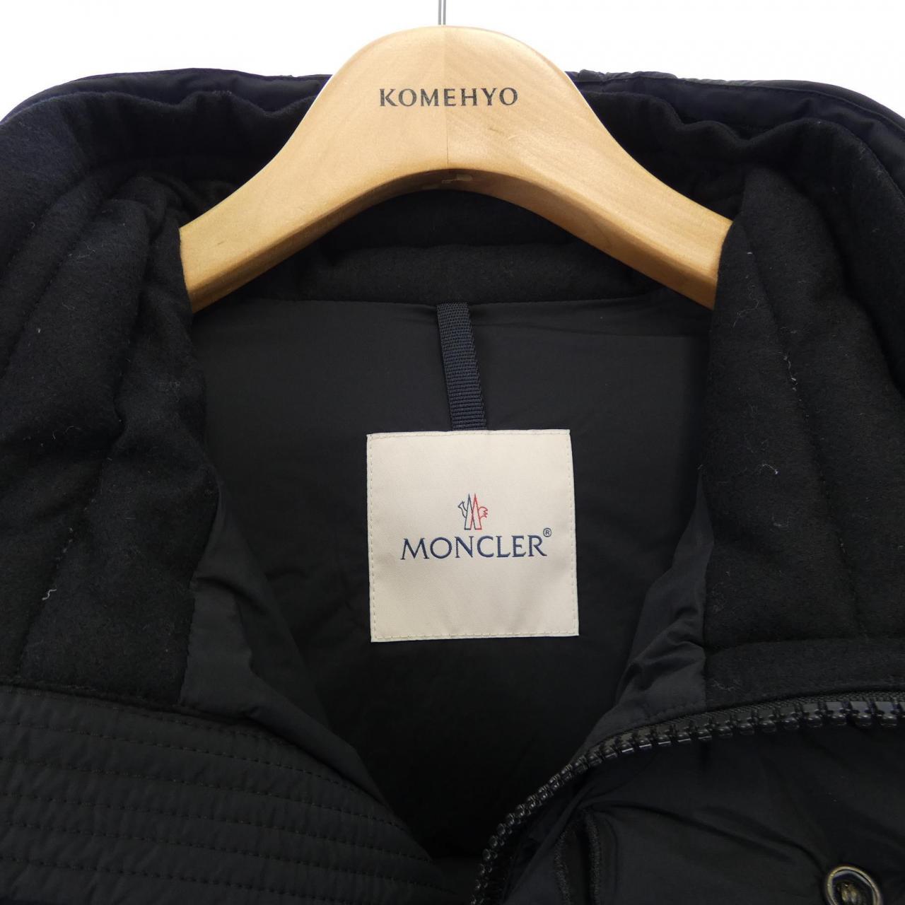 モンクレール MONCLER ダウンコート