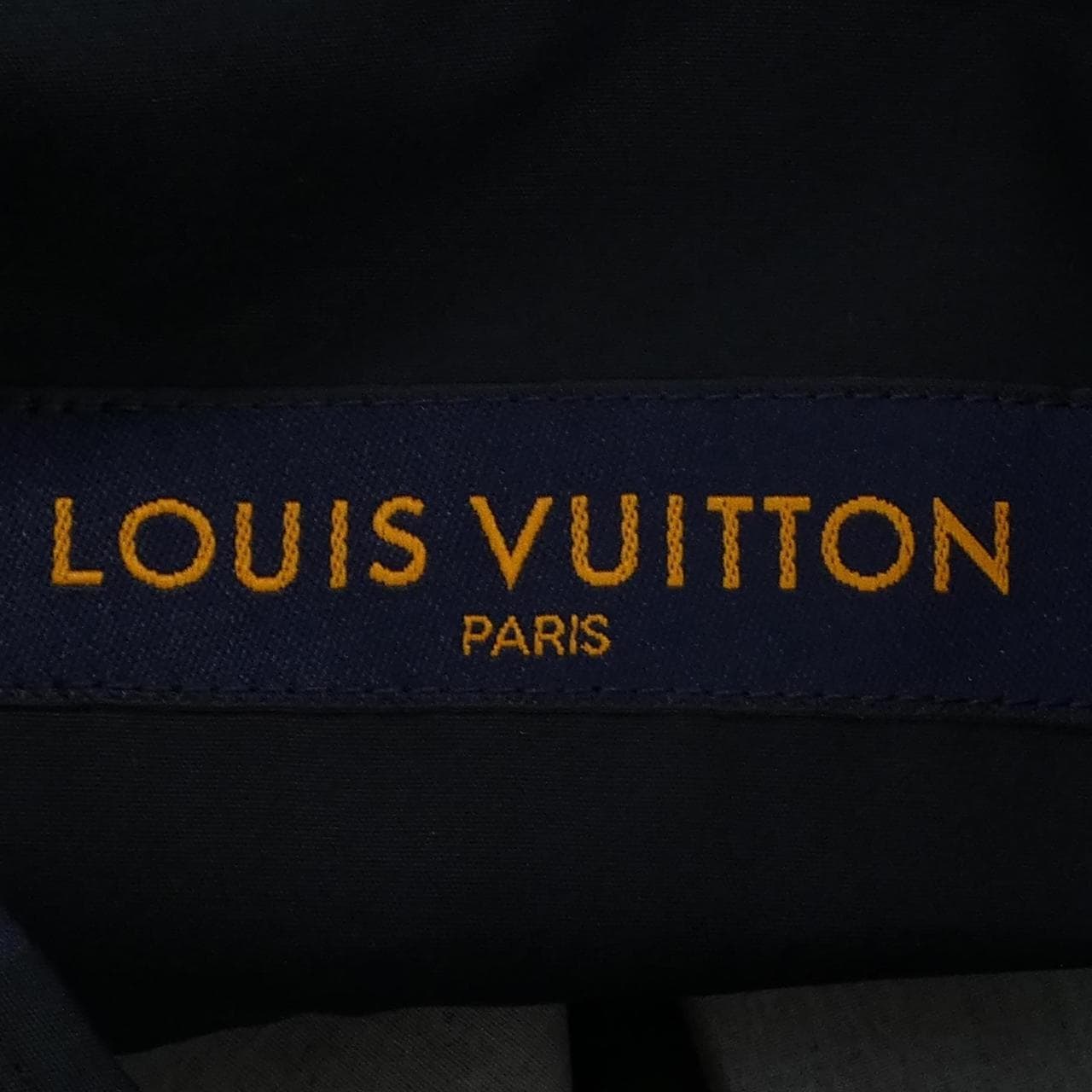 ルイヴィトン LOUIS VUITTON NIGO HMS05WJW9 S／Sシャツ