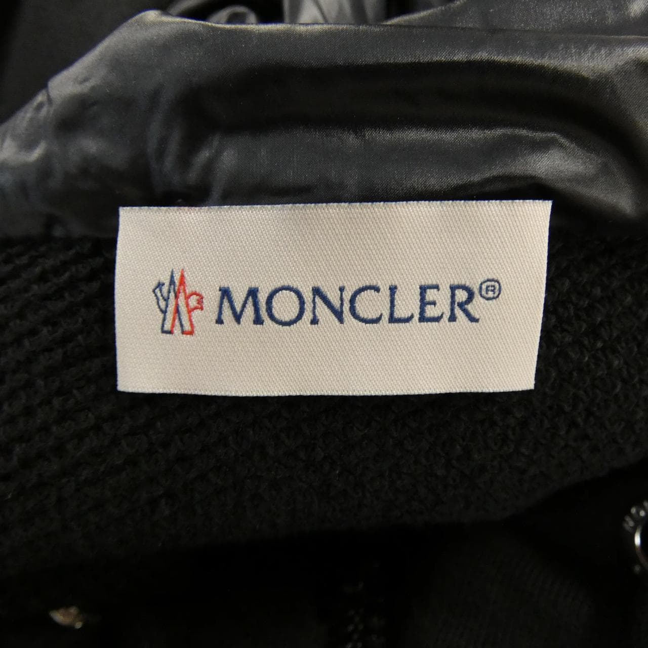 モンクレール MONCLER 20938G00020 ダウンジャケット