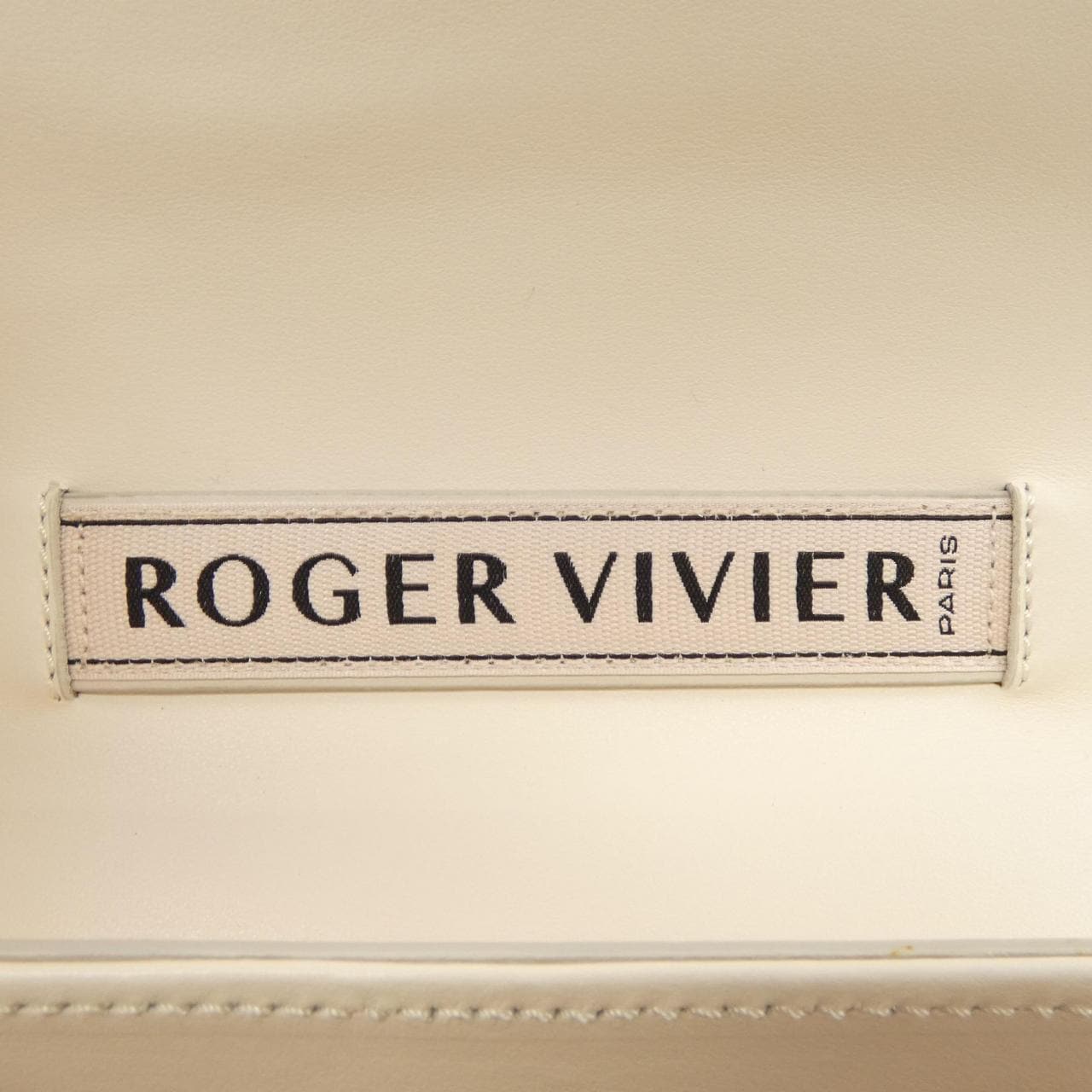 ロジェヴィヴィエ ROGER VIVIER BAG