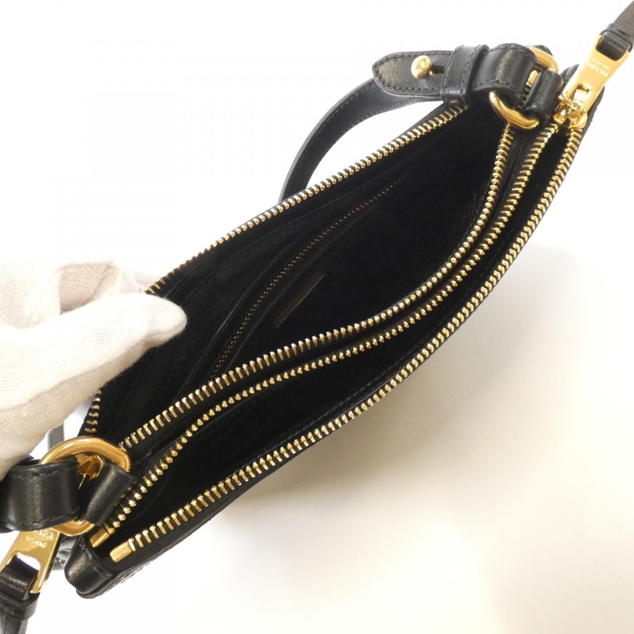 プラダ 1BH046 ショルダーバッグ