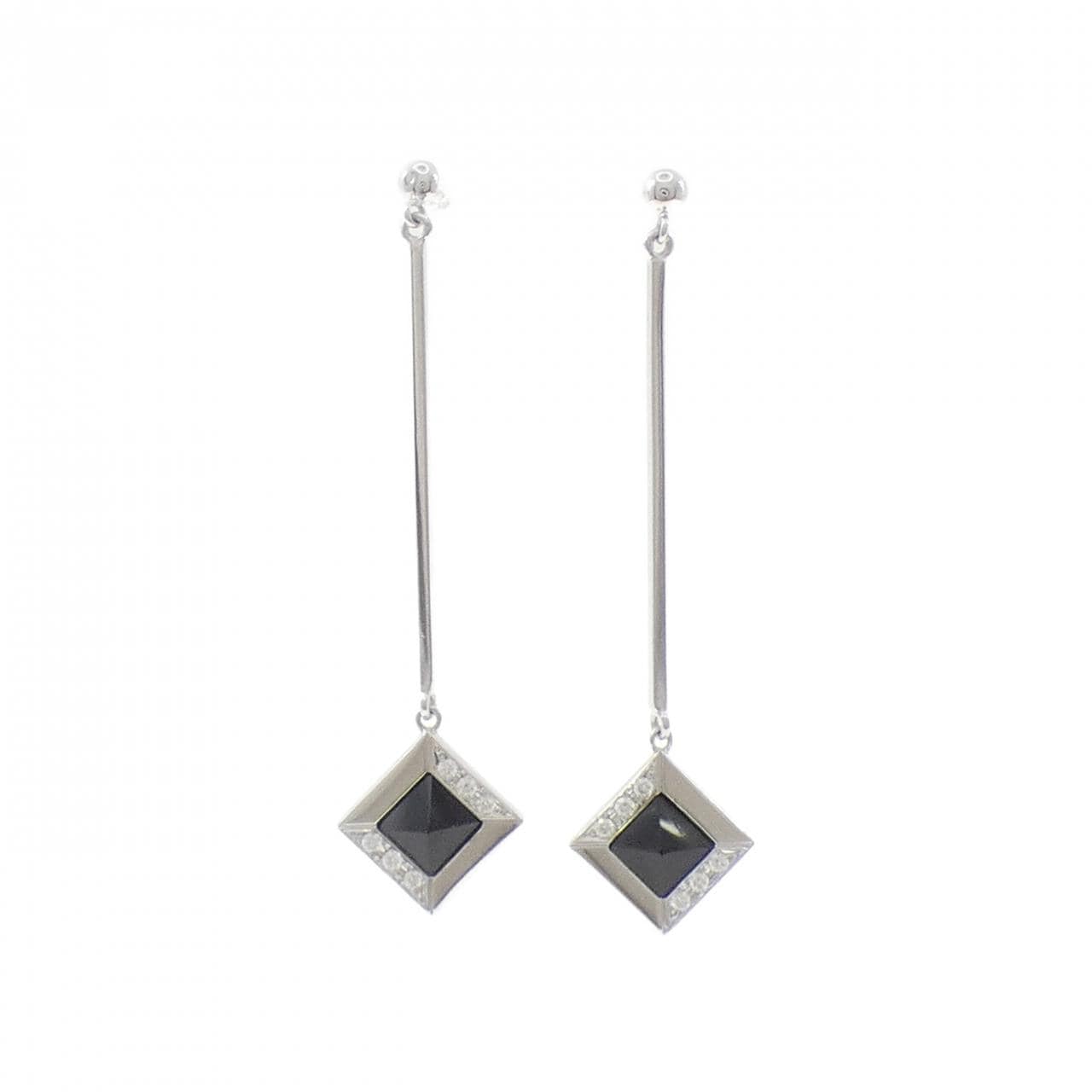 K18WG オニキス ピアス