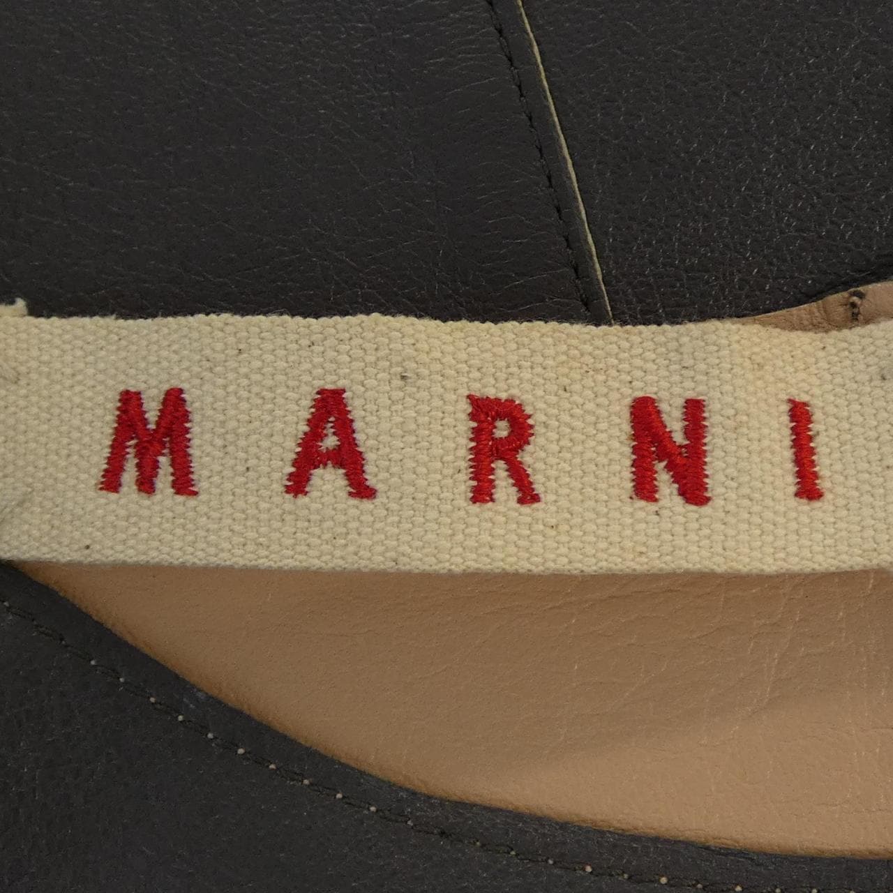 マルニ MARNI トップス