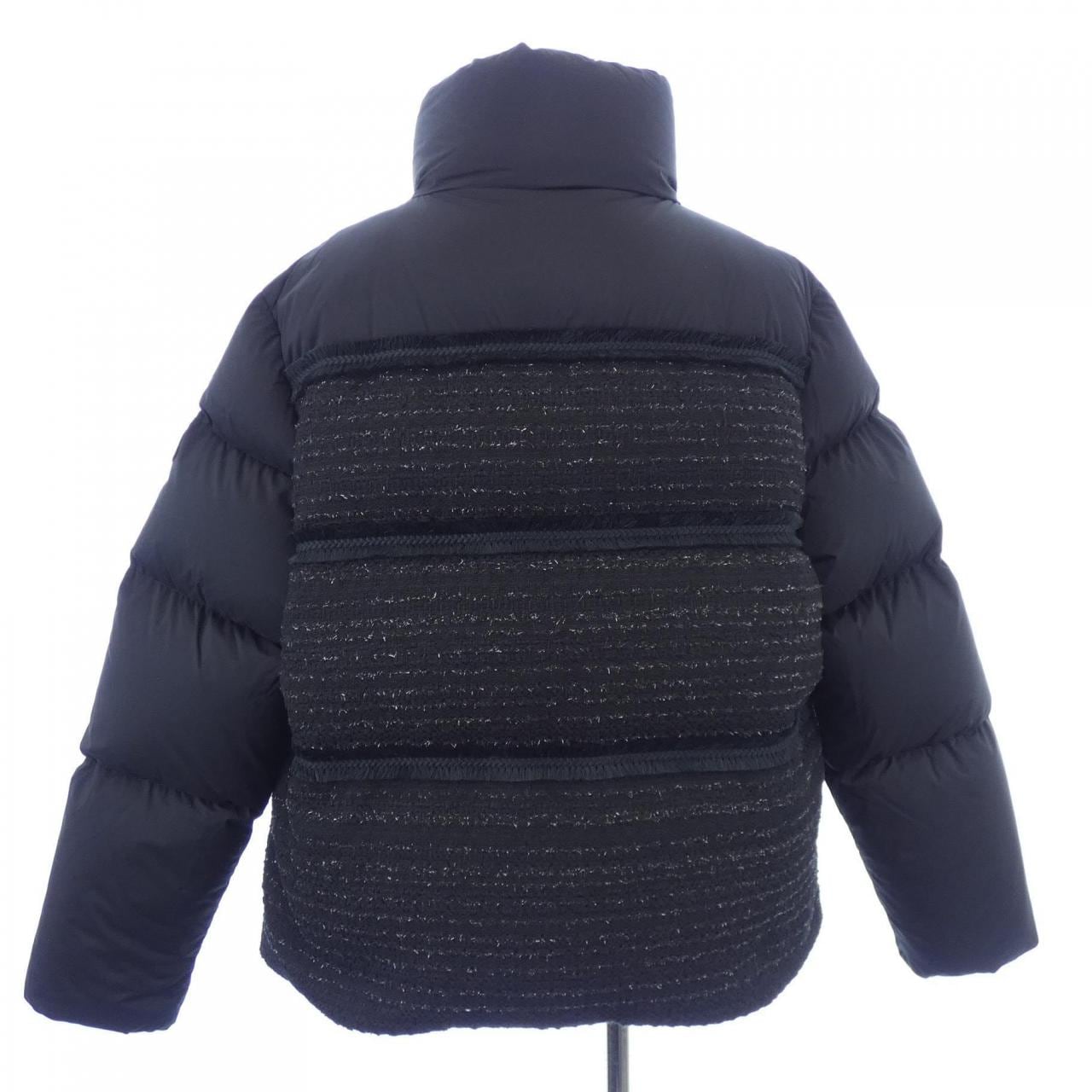 モンクレール MONCLER ダウンジャケット