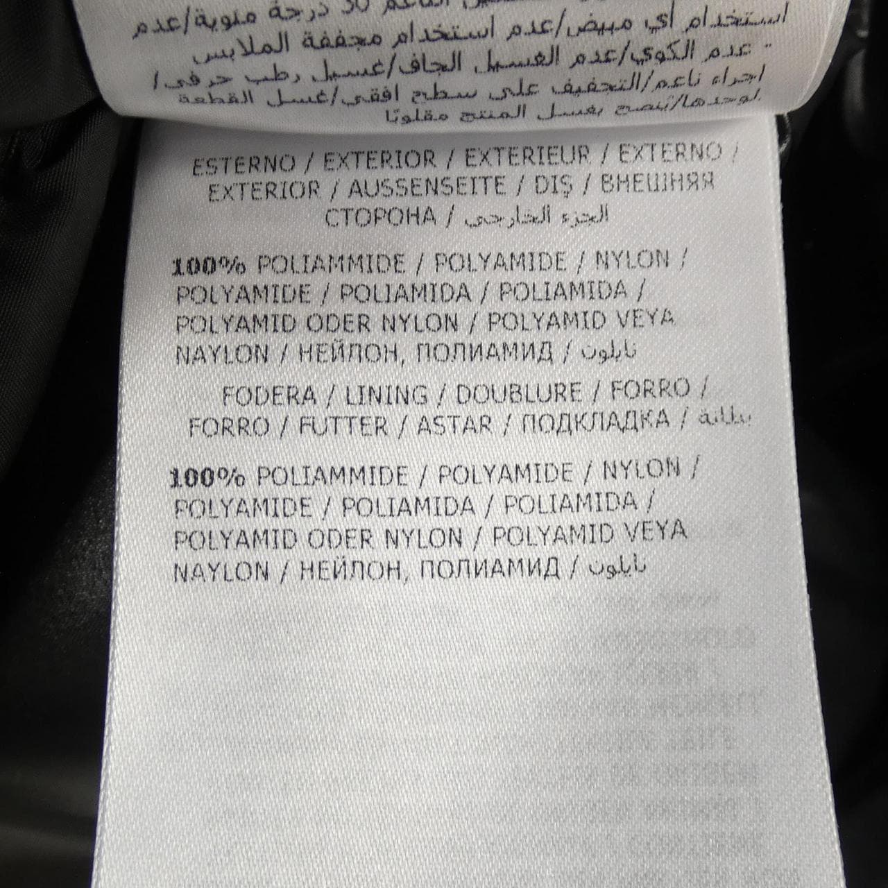 モンクレール MONCLER MONTCLA ダウンジャケット