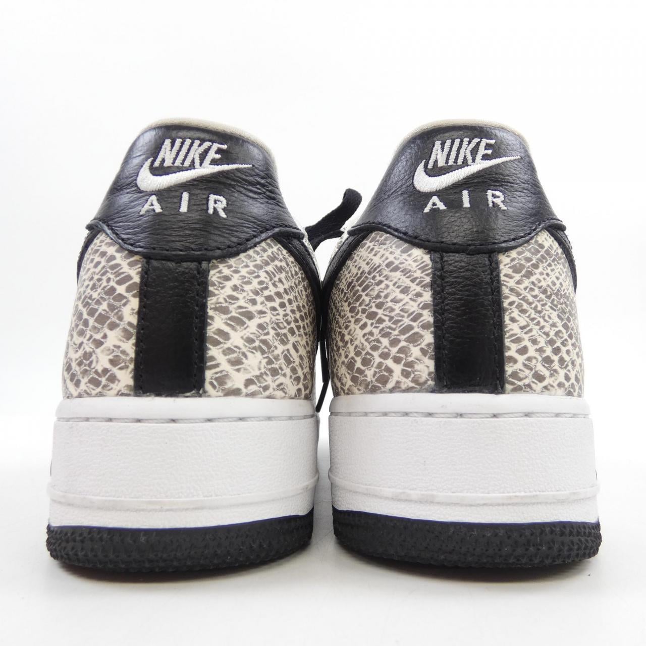 ナイキ NIKE 845053-104 スニーカー