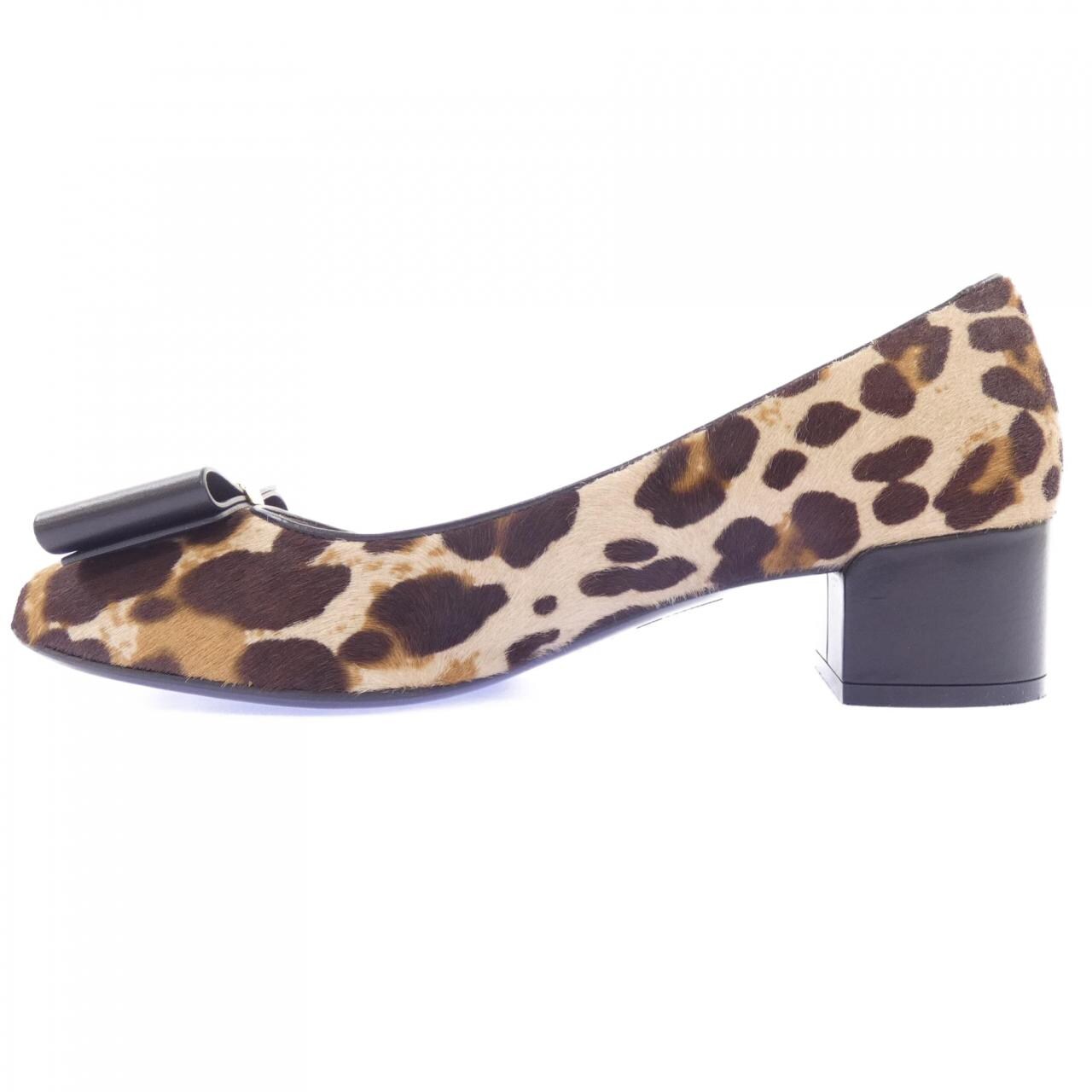 サルヴァトーレフェラガモ SALVATORE FERRAGAMO パンプス