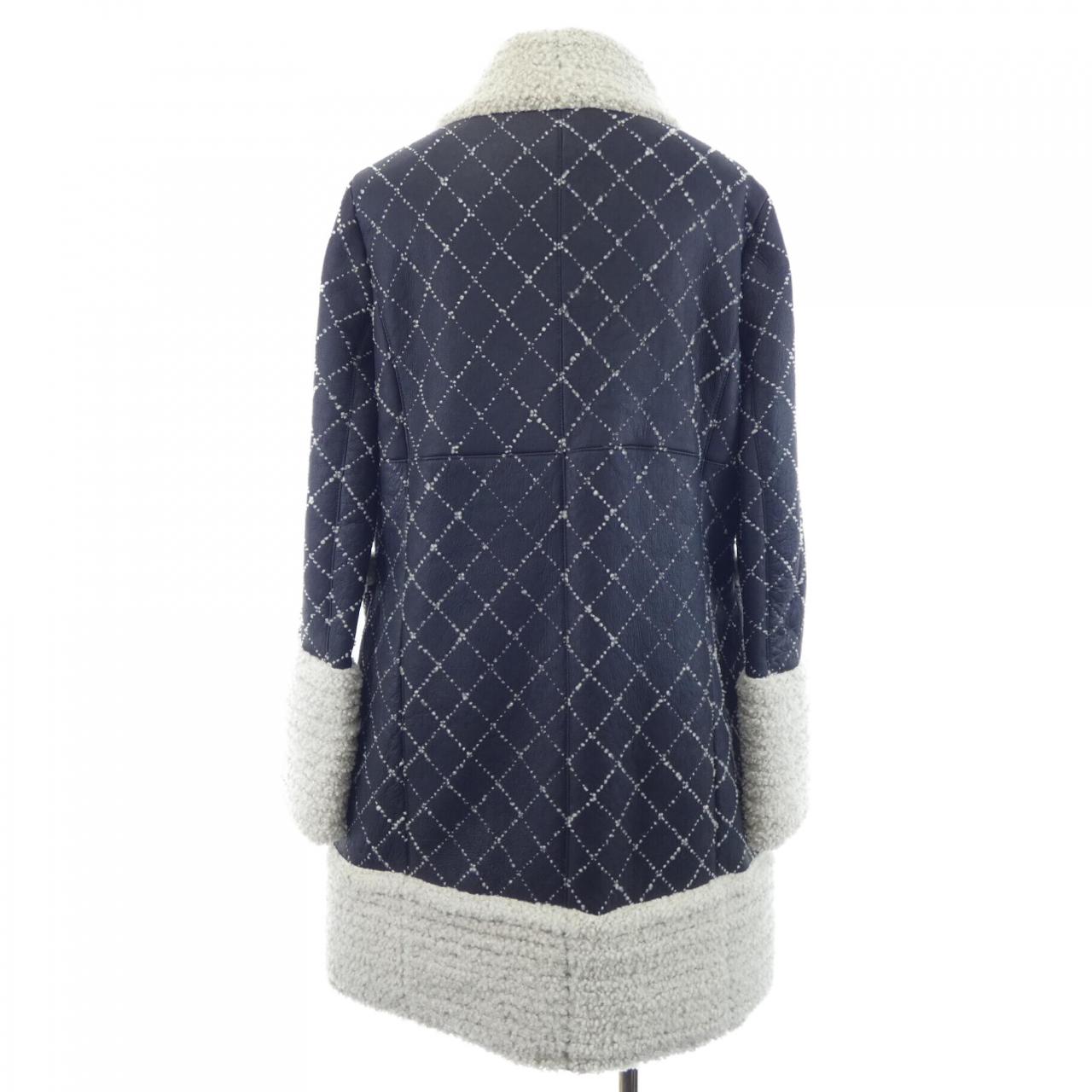 シャネル CHANEL P39025C00127 レザーコート