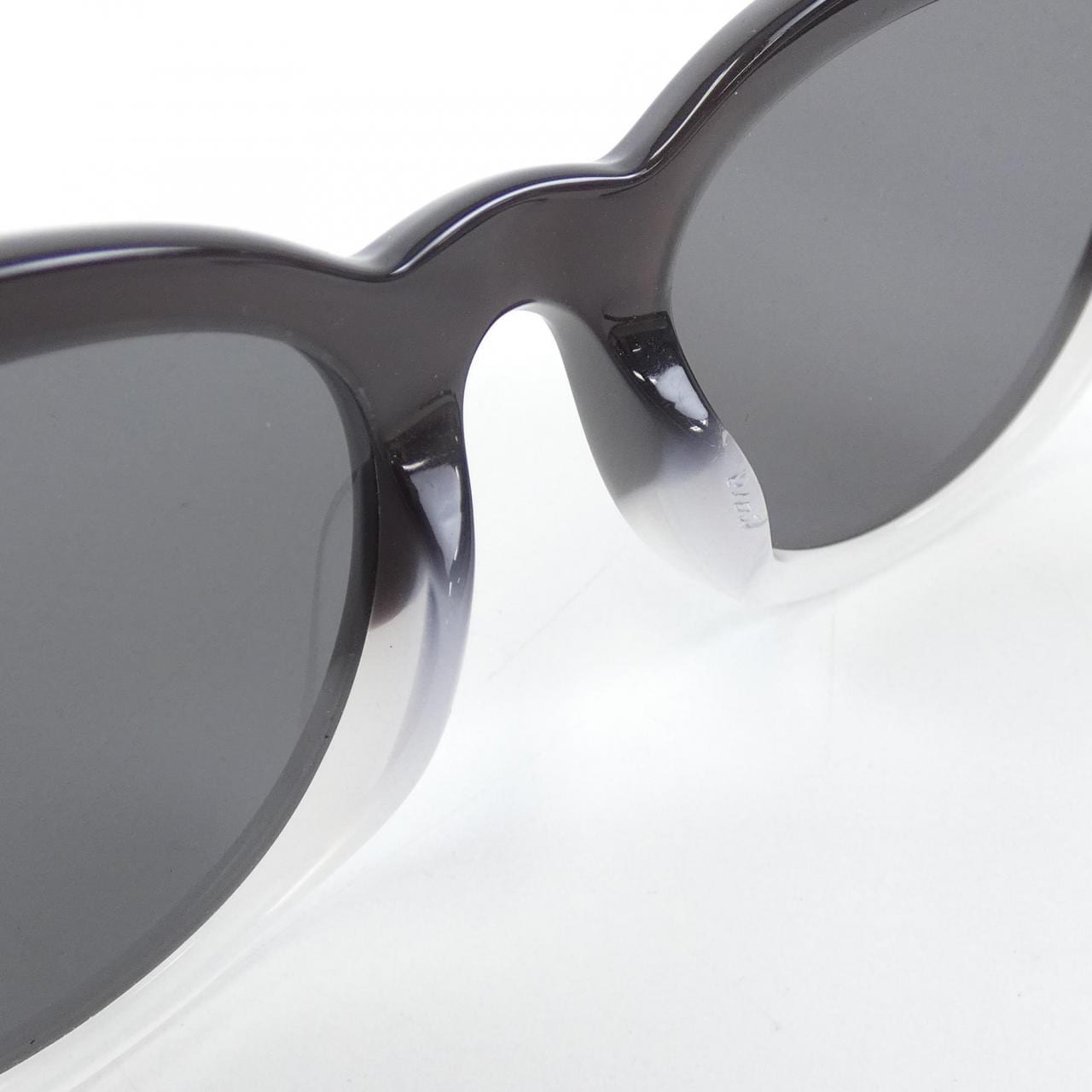 喬治亞·阿瑪尼GIORGIO ARMANI SUNGLASSES