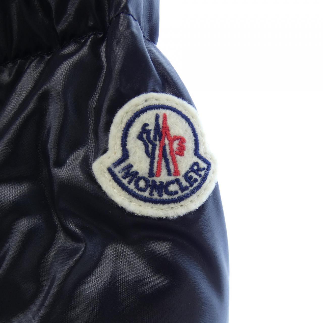 モンクレール MONCLER ダウンジャケット